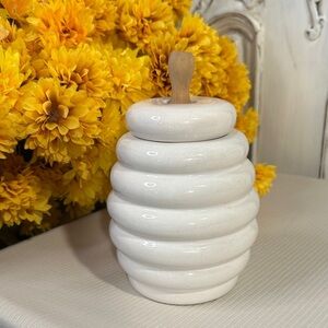 White Ceramic Honey Jar with Lid and Wood Server